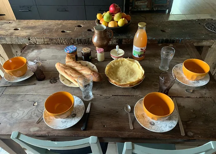 Au Joyeux Lureau Bed & Breakfast Touquin